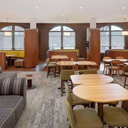 Отель Courtyard By Marriott Хаума Экстерьер фото